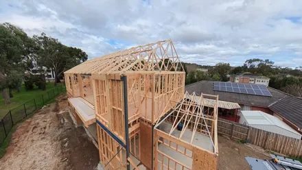Mels Place, Lysterfield